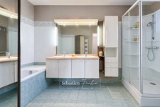 Propriété à vendre 6 pièces à BRAS (83) - grand calme - sans vis-à-vis - terrain de 2,7 ha - 5 000 m² clôturés - piscine à débordement chauffée - 248 m² - vue dégagée - nature