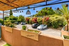 Dpt Var (83), à vendre LE BEAUSSET appartement T4 de 84 m² - Terrasse de 18 m² - Stationnement privatif - Résidence sécurisée  