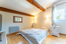 House for sale in SIGNES (83) - Plot of over one hectare - Swimming pool - Numerous annexes and outbuildings - Absolute calm - Sunny 