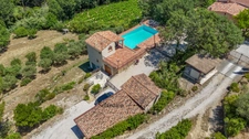 Maison à vendre 8 pièces LA CADIERE D'AZUR (83) - 2 logements - grande piscine - vue panoramique - grande parcelle - calme - nombreuses annexes
