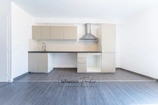 Appartement à vendre 3 pièces SOLLIES TOUCAS (83) - T3 de 56 m² - Duplex - Dernier étage - Proche commerces - Stationnement facile