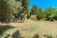 House for sale in SIGNES (83) - Plot of over one hectare - Swimming pool - Numerous annexes and outbuildings - Absolute calm - Sunny 