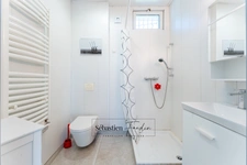 House for sale, 8 rooms, Aubagne (13) - 168 m² - 2 apartments - 65 m² basement garages - cellar - 2 outdoor garages - space for a swimming pool 
