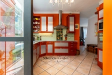 House for sale 8 rooms VITROLLES (13) - swimming pool - panoramic view - very quiet - beautiful light - large volumes