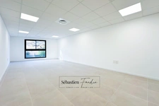Bureau à louer LA SEYNE SUR MER (83) – 34 M² – FORTE VISIBILITÉ – BUREAUX NEUFS – PMR – STATIONNEMENTS