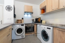 Dpt Bouches du Rhône (13), à louer MEYREUIL appartement T4 de 85,39 m²  - Terrasse - Loggia - 2 parkings en sous-sol - Ascenseur -  Pinel