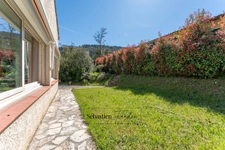 House for sale, 8 rooms, Aubagne (13) - 168 m² - 2 apartments - 65 m² basement garages - cellar - 2 outdoor garages - space for a swimming pool 
