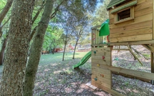 Domaine à vendre à Rousset à 15 minutes d'Aix-en-Provence - 8 000 m² - plusieurs logements - 262 m² habitables - calme absolu - amoureux de la nature