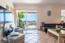 House for sale 8 rooms VITROLLES (13) - swimming pool - panoramic view - very quiet - beautiful light - large volumes