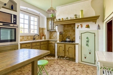 Maison à vendre 5 pièces Six-Fours-les-Plages (83) - vue panoramique dégagée - calme - terrain 1 147 m² - véranda climatisée - grandes chambres