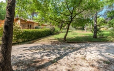 Estate for sale in Rousset, 15 minutes from Aix-en-Provence - 1 ha - 3 dwellings - more than 315 m² of living space - absolute calm - nature lovers