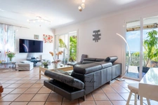 House for sale 8 rooms VITROLLES (13) - swimming pool - panoramic view - very quiet - beautiful light - large volumes