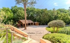 Domaine à vendre à Rousset à 15 minutes d'Aix-en-Provence - 8 000 m² - plusieurs logements - 262 m² habitables - calme absolu - amoureux de la nature