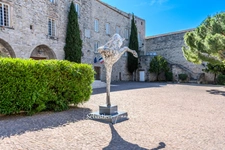 ? À CÉDER – Droit au bail au cœur du village du Castellet (83) -  Emplacement n°1 – Rue de l’Église – Piétonne & ultra-passante