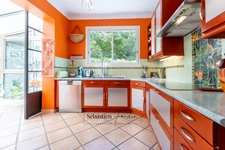 House for sale 8 rooms VITROLLES (13) - swimming pool - panoramic view - very quiet - beautiful light - large volumes