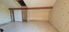  CHARMANTE Maison mitoyenne avec piscine