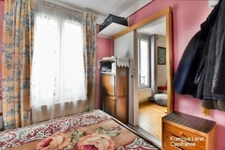 Appartement à vendre 2 pièces avec cave PARIS 17EME ARRONDISSEMENT (75) - rue Guy Môquet - 34 m2 Loi Carrez - 315 000 € honoraires d'agence inclus