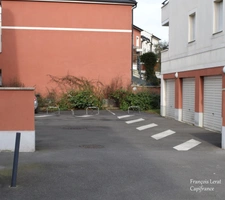  à vendre Choisy le Roi 94600 - Place de parking en extérieur- Résidence aquaverde - Rue du Lieutenant Colonel Curie - 8 900 € honoraires d'agence inclus