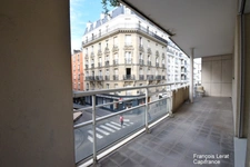 PARIS 15th - GRENELLE/DUPLEIX DISTRICT - 5 ROOMS - 107.08 m² - 4 BEDROOMS - BALCONIES - PARKING - SALE PRICE €1,113,600 AGENCY FEES INCLUDED.