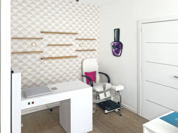 Fonds de commerce à vendre PARIS 12EME ARRONDISSEMENT (75) - Quartier Picpus -  Institut de beauté - 2 cabines - 49 500 € honoraires d'agence inclus