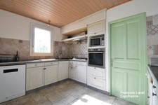 Maison à vendre 7 pièces MANOSQUE (04) - Quartier La Rochette - 169 m² habitable - 4 chambres - Piscine - Garage - 647 000 € honoraires d'agence inclus