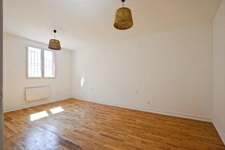 4-room duplex apartment for sale in FONTENAY SOUS BOIS (94) - Close to the town hall and the RER A - €560,000 including agency fees