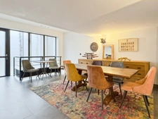 LOFT, MIXED & CREATIVE PROFESSIONAL SPACE — PHOTO STUDIO OR WORKSHOP, INDEPENDENT PROFESSIONAL SPACE, PATIO, SPECTACULAR VOLUMES WITH INTEGRATED LIVING AREA