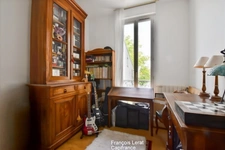 5-room duplex for sale in Saint-Cloud (92) - 97.05 sq m duplex with a 45 sq m private courtyard – Saint-Cloud, Val d'Or district – Sale price €850,000 including agency fees  