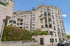 PARIS 15EME ARRONDISSEMENT (75)- PARC ANDRE CITROEN - 2 PIÈCES DE 50,25 m2 LOI CARREZ AVEC BALCON, PARKING ET CAVE – PRIX DE VENTE 540 000 € HONORAIRES D’AGENCE INCLUS