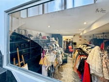 LOFT, MIXED & CREATIVE PROFESSIONAL SPACE — PHOTO STUDIO OR WORKSHOP, INDEPENDENT PROFESSIONAL SPACE, PATIO, SPECTACULAR VOLUMES WITH INTEGRATED LIVING AREA