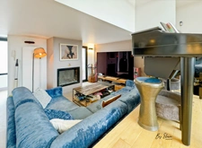 LOFT, MIXED & CREATIVE PROFESSIONAL SPACE — PHOTO STUDIO OR WORKSHOP, INDEPENDENT PROFESSIONAL SPACE, PATIO, SPECTACULAR VOLUMES WITH INTEGRATED LIVING AREA