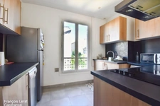 Renovated 2-room apartment for sale in Enghien-les-Bains (95) - 45.94 m² - Near the Ormosson train station - €239,000 including agency fees