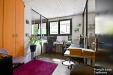 Murs Local/bureau à vendre PARIS 12EME ARRONDISSEMENT (75) - Bercy - 86,35 m2 loi Carrez - 798 000 € honoraires d'agence inclus