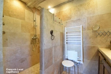 Maison à vendre 7 pièces MANOSQUE (04) - Quartier La Rochette - 169 m² habitable - 4 chambres - Piscine - Garage - 647 000 € honoraires d'agence inclus