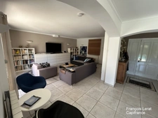 Maison de ville provençale à vendre 5 pièces DRAGUIGNAN (83) avec piscine et jardin arboré- 127,61 m2 loi Carrez - 470 000 € honnoraires d'agence inclus