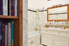 5-room duplex for sale in Saint-Cloud (92) - 97.05 sq m duplex with a 45 sq m private courtyard – Saint-Cloud, Val d'Or district – Sale price €850,000 including agency fees  