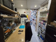 Fonds de commerce à vendre de téléphonie SAINT OUEN SUR SEINE (93) - Idéalement situé au marché aux puces de Paris-Clignancourt avec double accès – Emplacement n°1 - 145 600 € FAI