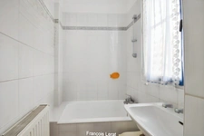 Appartement à vendre 2 pièces avec cave PARIS 17EME ARRONDISSEMENT (75) - rue Guy Môquet - 34 m2 Loi Carrez - 315 000 € honoraires d'agence inclus