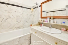 5-room duplex for sale in Saint-Cloud (92) - 97.05 sq m duplex with a 45 sq m private courtyard – Saint-Cloud, Val d'Or district – Sale price €850,000 including agency fees  