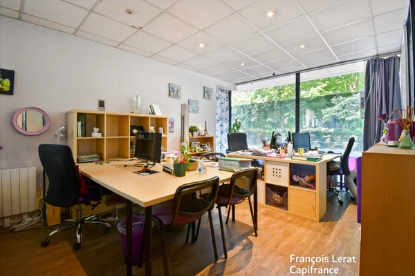 Murs Local/bureau à vendre PARIS 12EME ARRONDISSEMENT (75) - Bercy - 86,35 m2 loi Carrez - 798 000 € honoraires d'agence inclus