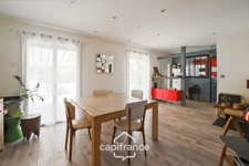 Maison de plain-pied, 3 chambres, au calme, jardin aménagé - proche de LOUHANS (71)