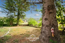 Maison à rénover 3 chambres avec jardin, garage et vue sur le Revermont, à Beaufort-Orbagna (39)