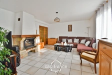 Maison familiale 5 chambres, sous-sol complet et terrain arboré de 3 000 m² à SAILLENARD (71)