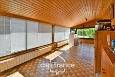Maison entièrement rénovée de plain-pied, 3 chambres, proche Bletterans (39)