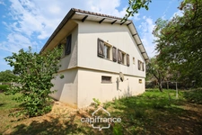 Maison sur sous-sol complet à rénover à Beaufort (39190), idéal premier achat ou investissement.