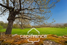 Charmante ferme bressane, 3 chambres avec grand terrain et dépendances – Au calme, proche de Lons-le-Saunier (39000)