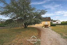 Maison familiale 5 chambres avec grand garage et terrain clos à Domblans (39)
