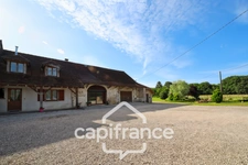 Charmante ferme bressane, 3 chambres avec grand terrain et dépendances – Au calme, proche de Lons-le-Saunier (39000)