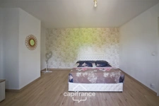 Maison de 190m² avec 2 logements indépendants - 4 chambres - terrain 1 220m² - vue Revermont