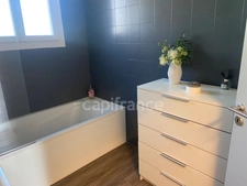 Maison 90 m2 au calme, hors lotissement 